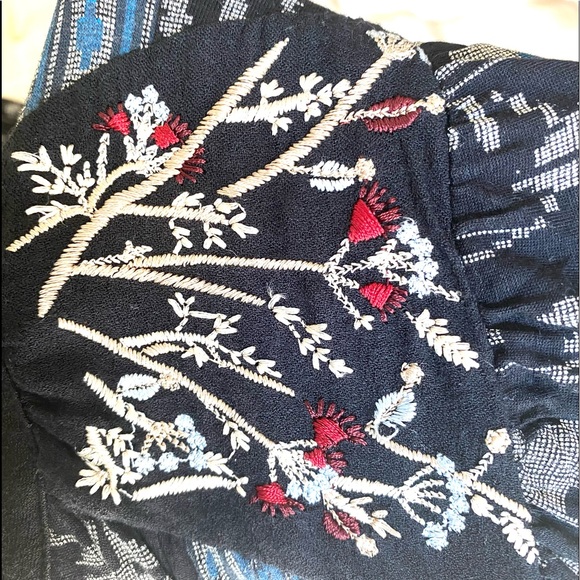 Lucky Brand Embroidered Bell Sleeve Blouse - Picture 8 of 14